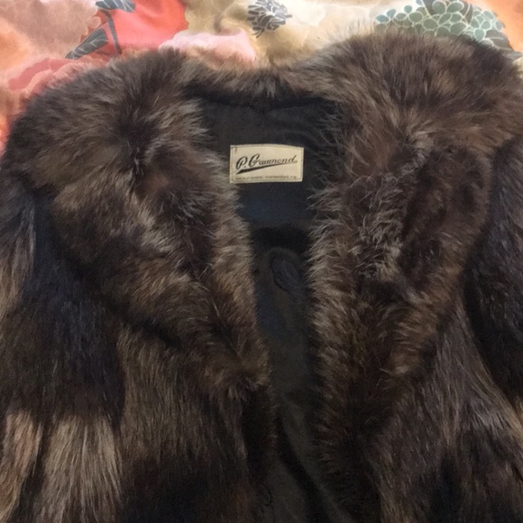 Gorgeous vintage racoon jacket in pristine condition - Picture 2 of 5